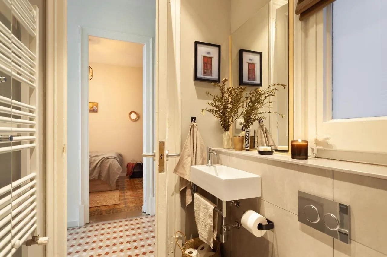 Milos - Two Bedroom Apartment In Mallorca St Barcelona 0*,