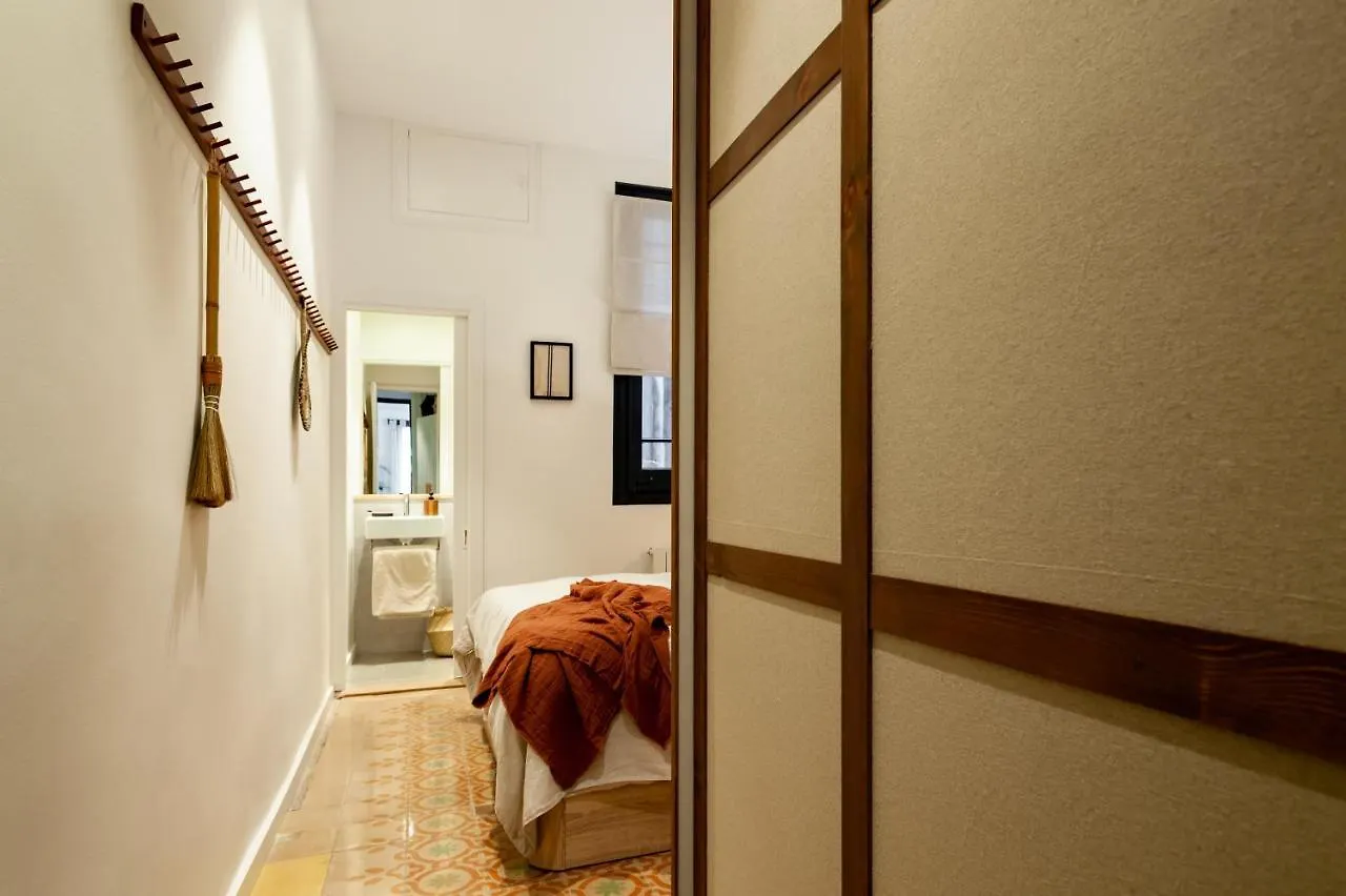 Milos - Two Bedroom Apartment In Mallorca St Barcellona Spagna